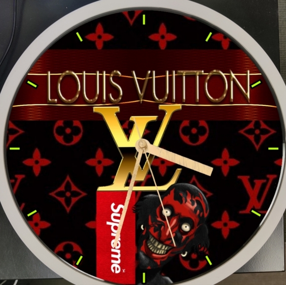 Special Halloween Edition led dance light clock - Picture 1 of 3